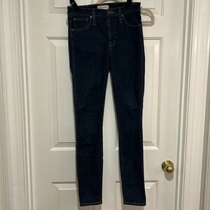 Madewell “10 inch skinny high rise” jean. Dark indigo. Size 26